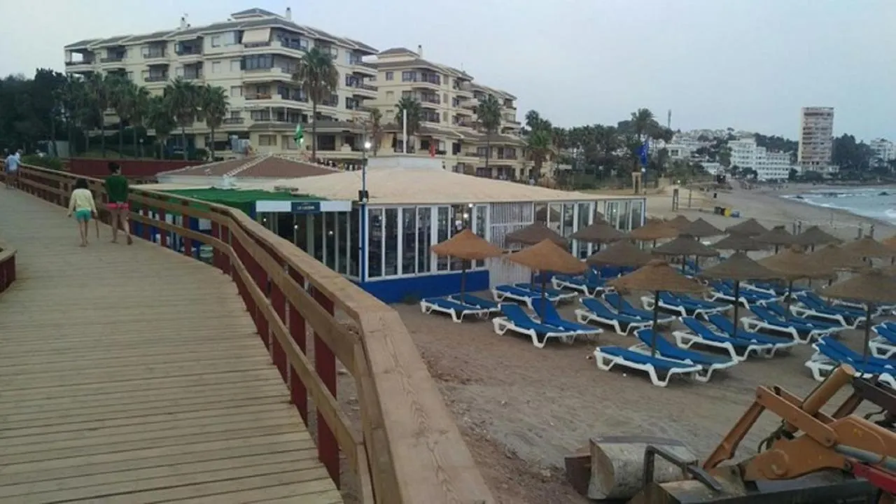 Apartment With Sea View 