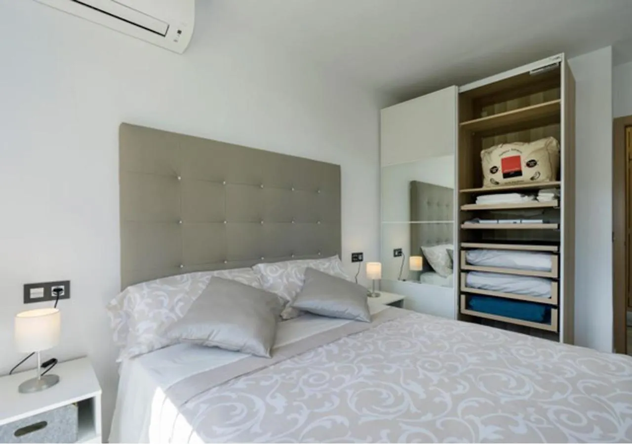 Apartment With Sea View 